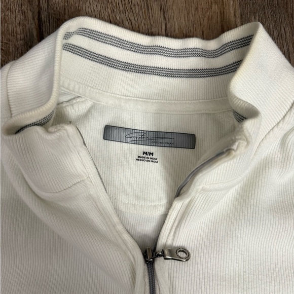 Greg Norman 1/4 zip Sweater - Picture 5 of 9